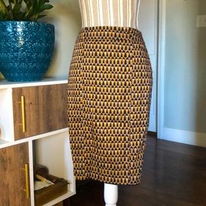 Beautiful patterned midi skirt